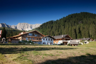 Tirler Dolomites Living Hotel ****s-Sportherz Guide
